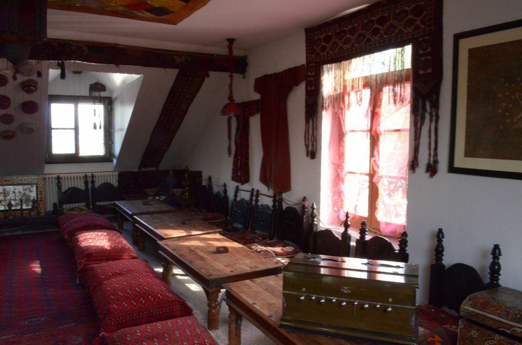 Hotel Restaurant Kutchi Bellevue Kültér fotó